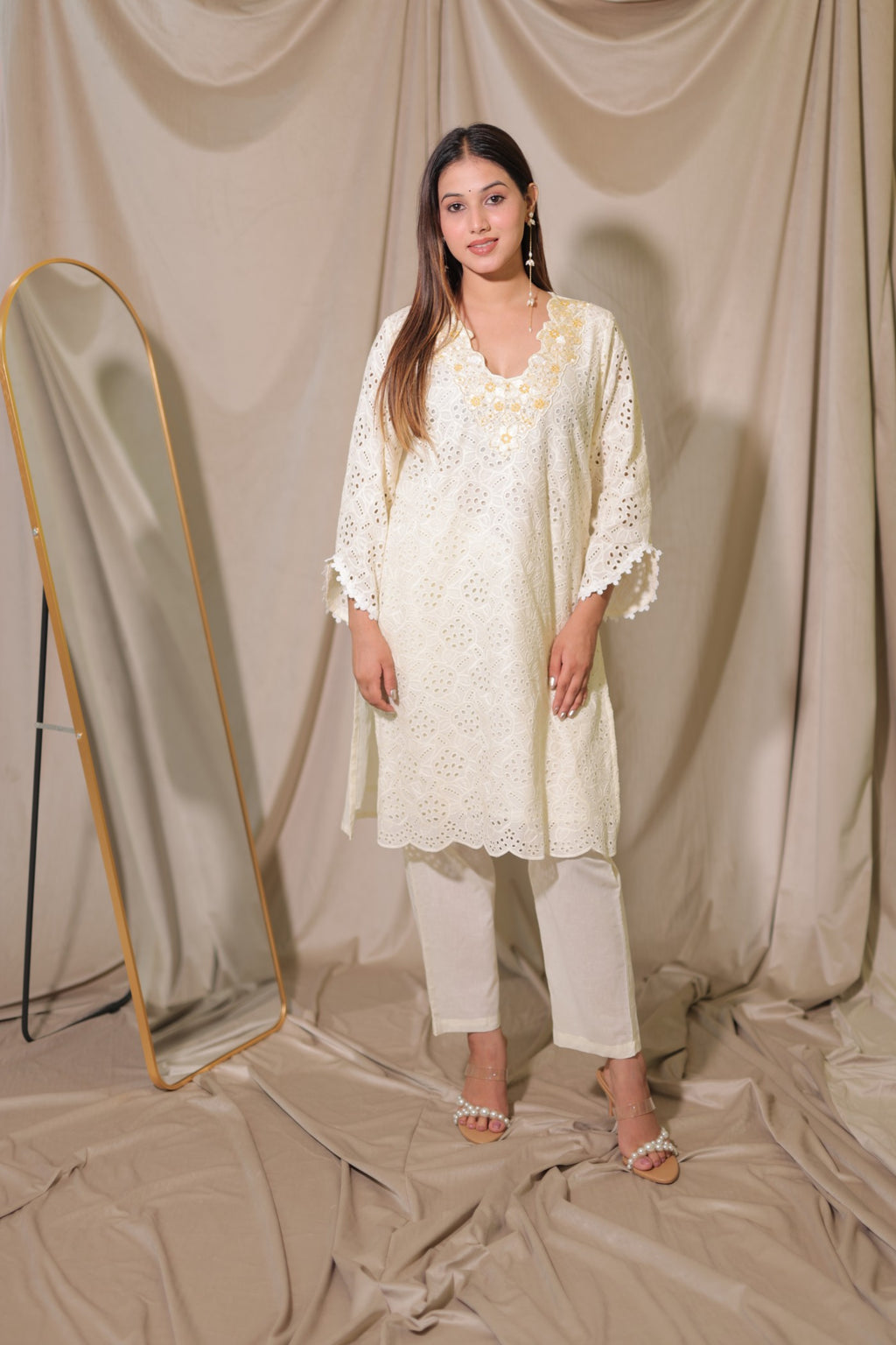 Kamya Set