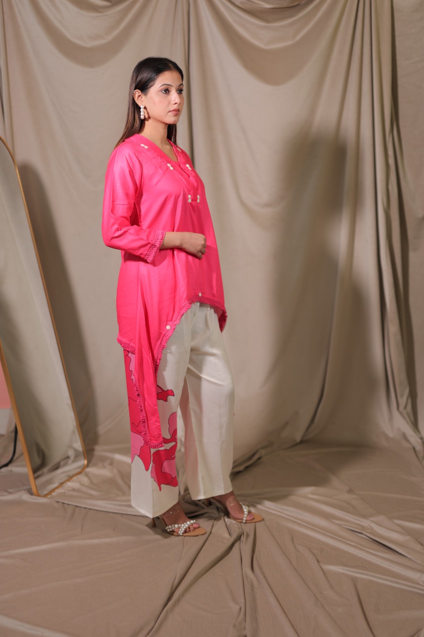 Suhani Set