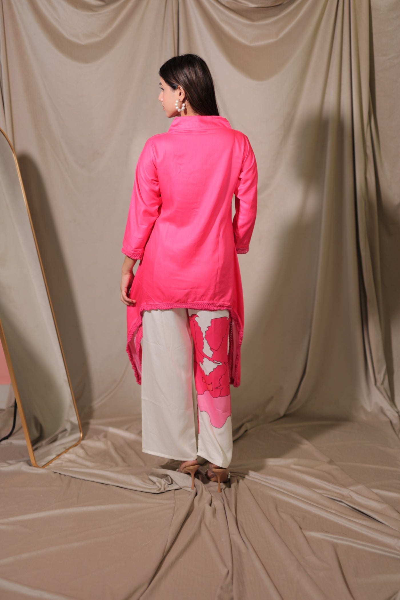 Suhani Set
