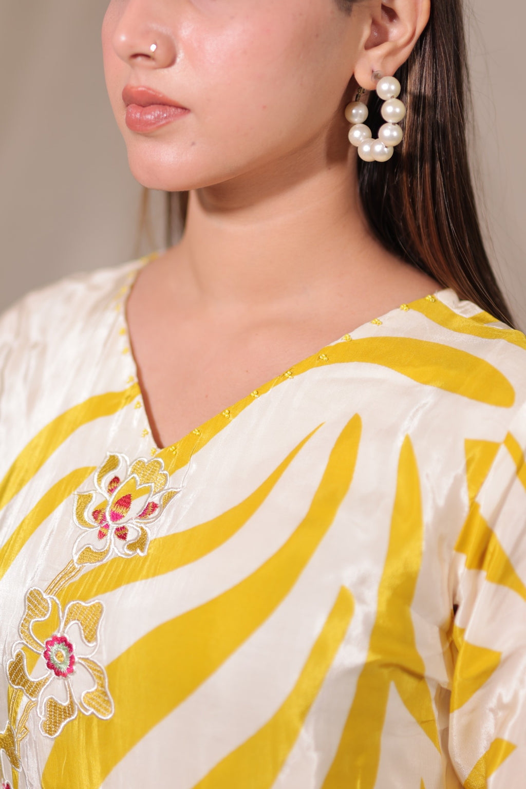 Roohani Set