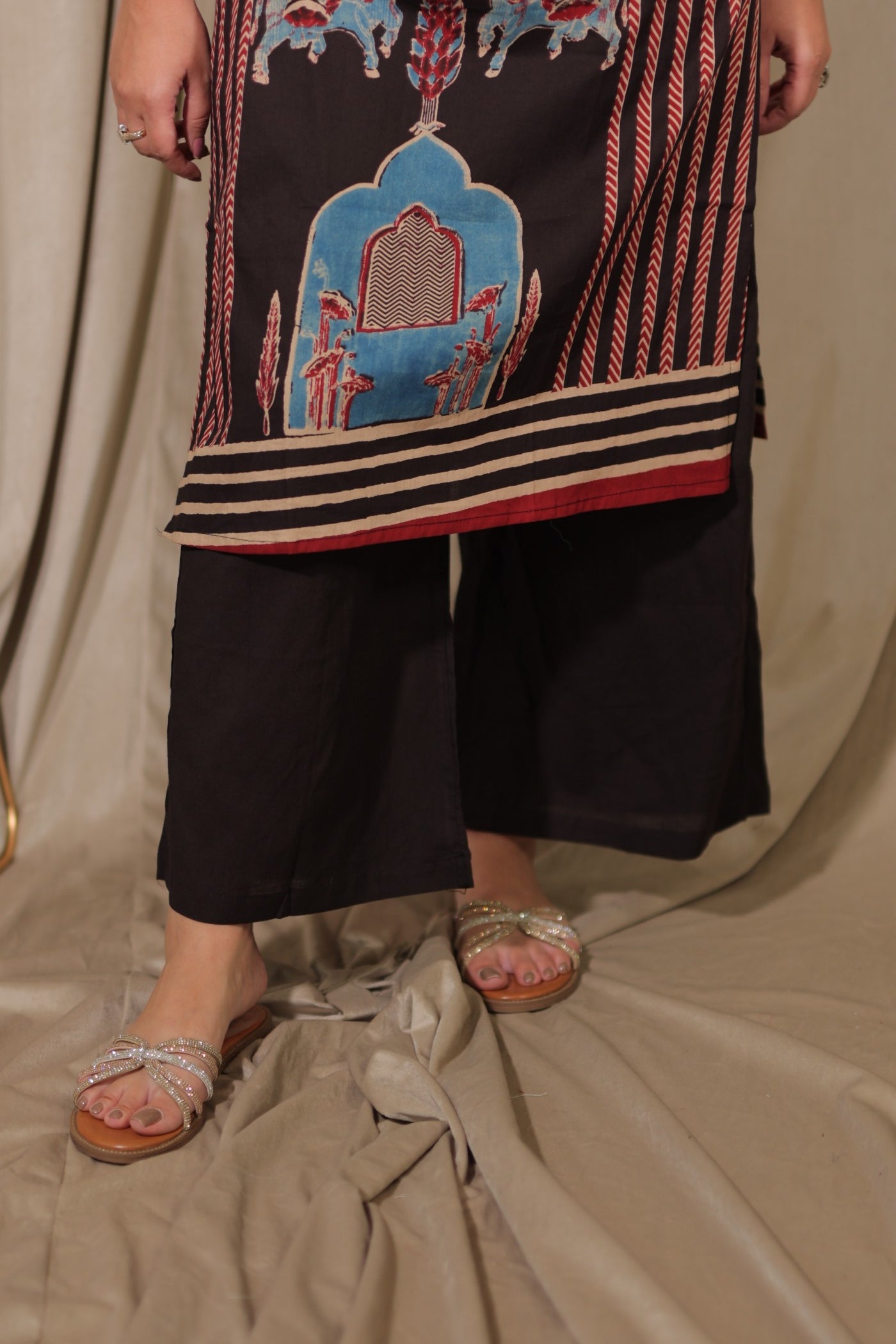 Jharokha 3 pc Set