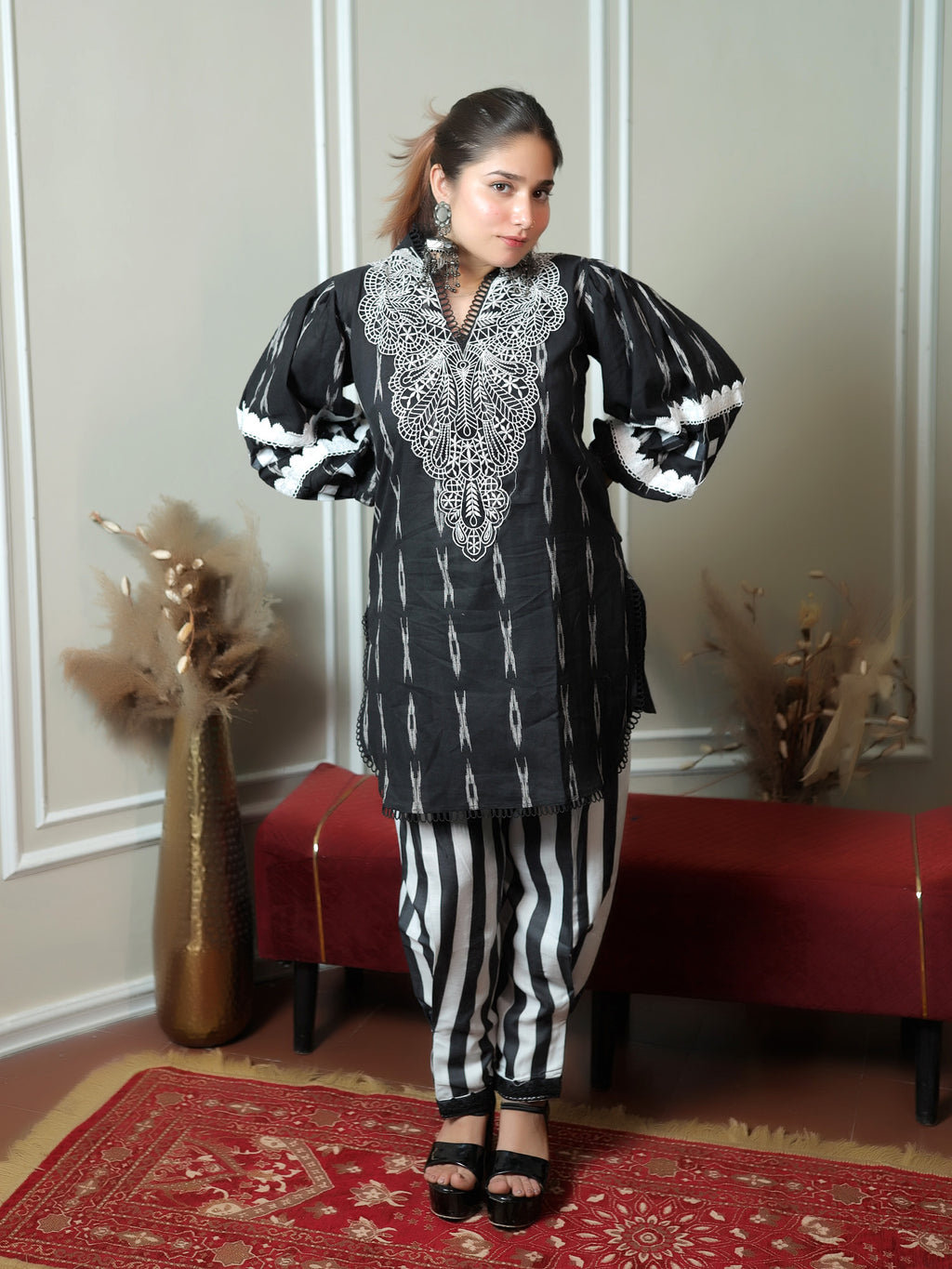 Black n white striped Set