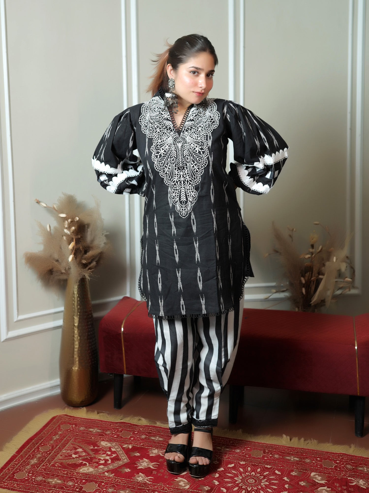 Black n white striped Set