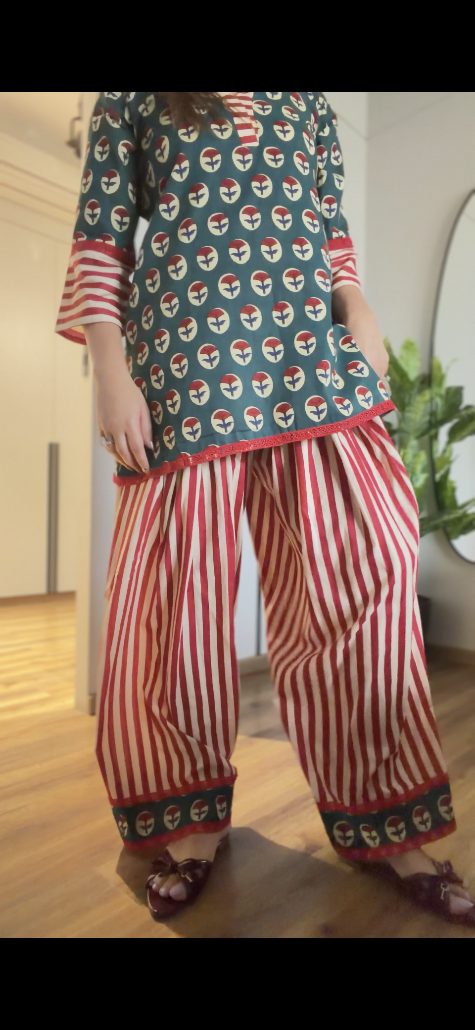 Jashn Stripe Set