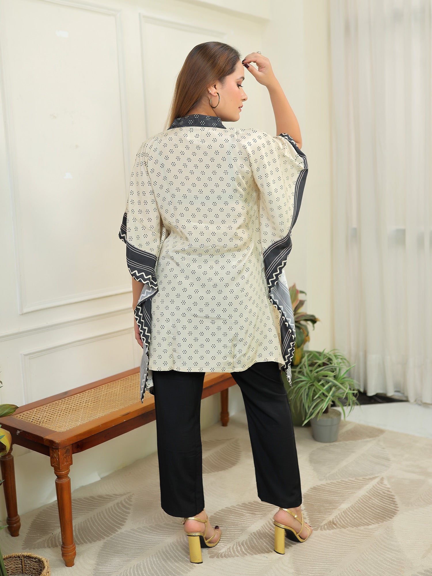 White n black Kaftan Set